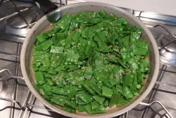 Pois mange-tout juste sautés au beurre : Étape 6