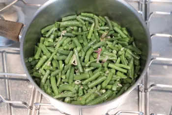 Haricots verts à la crème feta et basilic : Étape 6