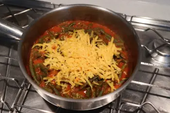 Haricots verts à la tomate et au cheddar : Étape 7