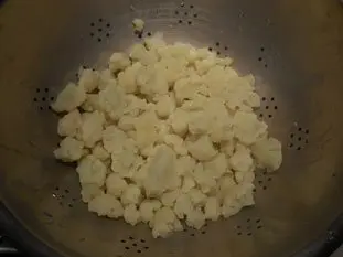 Curry de choux-fleur : Étape 1