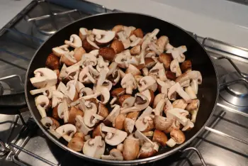 Œufs cassés aux champignons : Étape 8