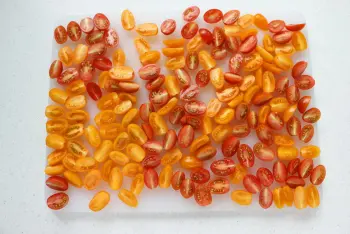 Pâtes aux tomates cerises, olives et feta : Étape 2