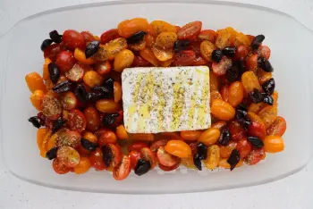 Pâtes aux tomates cerises, olives et feta : Étape 5