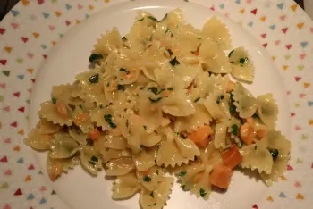 Pâtes papillons à la truite fumée
