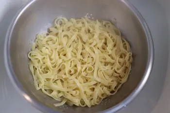 Tagliatelles aux rillons et tomates : Étape 5