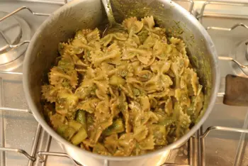 Farfalle aux asperges vertes : Étape 5