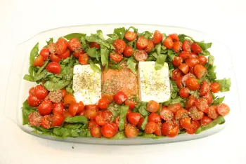 Pâtes à la feta, saumon, tomates cerises et épinards d'Erika : Étape 7