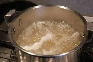 Pâtes au pesto et tomates confites : Étape 1