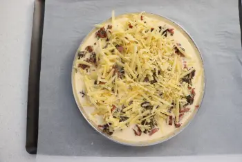 Quiche à l'oseille et pommes de terre : Étape 12