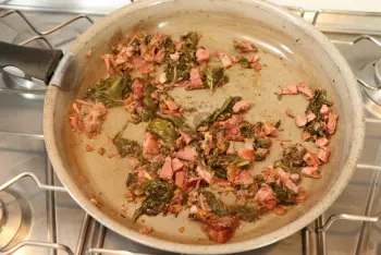 Quiche à l'oseille et pommes de terre : Étape 8