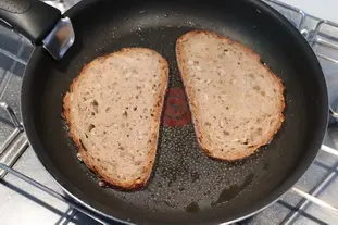 Grilled cheese oeuf et épinards : Étape 3