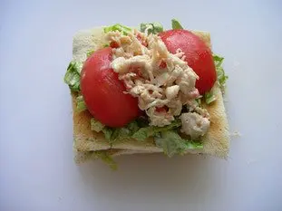 Sandwichs club au crabe et saumon fumé : Étape 11