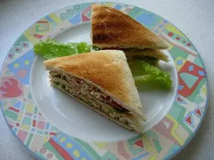 Sandwichs club au crabe et saumon fumé : Étape 15