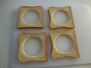 Oeuf au plat en toast : Étape 2