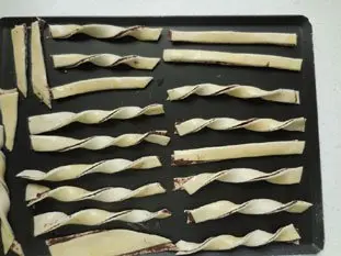 Flutes feuilletées aux olives : Étape 6