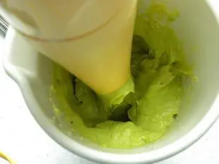 Mousse d'avocat au crabe en verrine : Étape 2