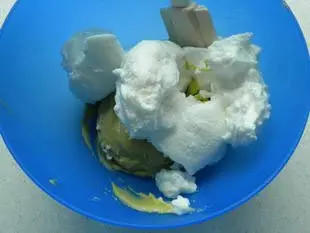 Mousse d'avocat au crabe en verrine : Étape 5