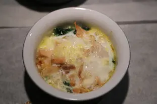 Oeufs cocotte poulet et épinards : Étape 6