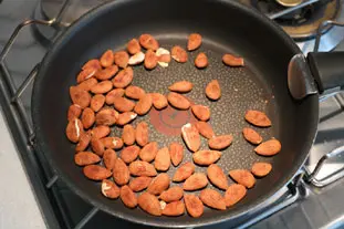 Salade de chou rouge aux amandes torréfiées : Étape 3