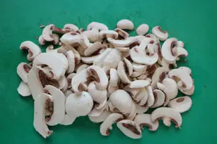 Simple salade de champignons thym-citron en 3 façons : Étape 1