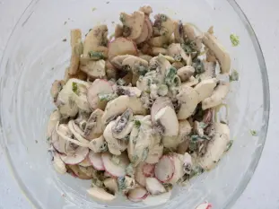 Salade radis et champignons : Étape 4