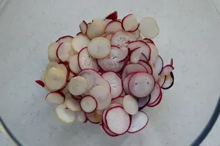 Salade mélangée gros radis et avocat : Étape 2