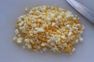 Salade verte et rouge, sardines et œufs mimosa : Étape 1