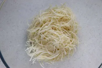 Salade céleri-avocat : Étape 1