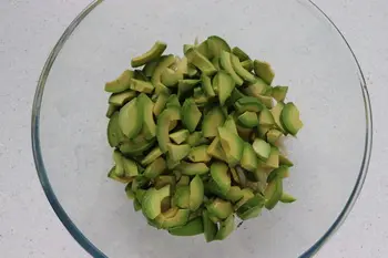 Salade céleri-avocat : Étape 2