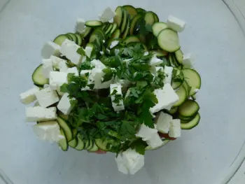 Salade grecque au poulet : Étape 7