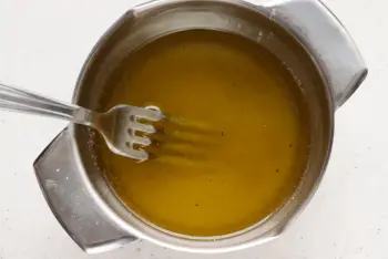 Salade de Bruxelles, à la truite fumée et Comté : Étape 2