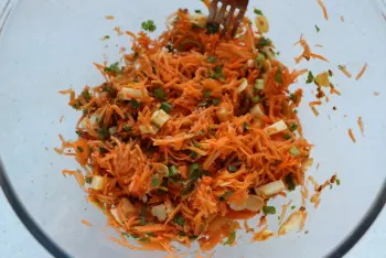 Salade de carottes aux amandes et Comté : Étape 6