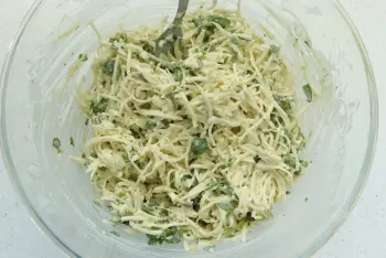 Céleri rémoulade à l'estragon et oeufs mimosa : Étape 8