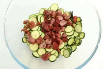 Salade de courgettes croquantes au reste de rôti : Étape 5