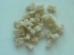 Salade de mâche aux croutons : Étape 6