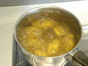 Salade tiède de pommes de terre et artichauts violets : Étape 1