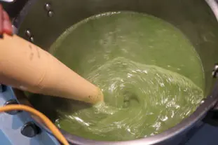 Soupe très verte et très peu chère : Étape 10