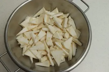 Potage poireaux-céleri : Étape 1