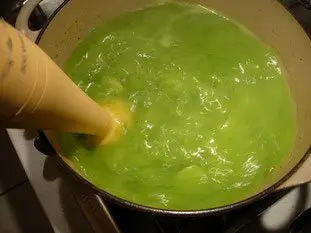 Soupe minute aux courgettes et Mont d'or : Étape 3