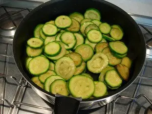 Tarte fine aux tomates et courgettes : Étape 2