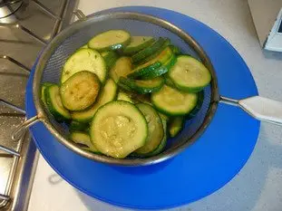 Tarte fine aux tomates et courgettes : Étape 3