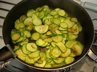 Tarte fine courgettes-menthe : Étape 3