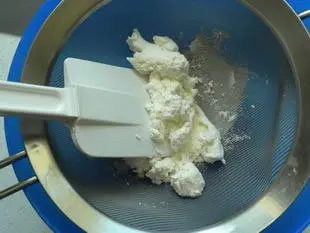 Comme un boursin ail et fines herbes : Étape 1