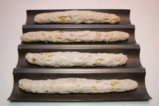 Pain gourmand au Comté et aux noix : Étape 9