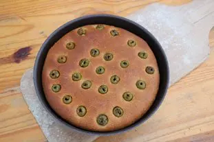Pain aux olives et au pesto