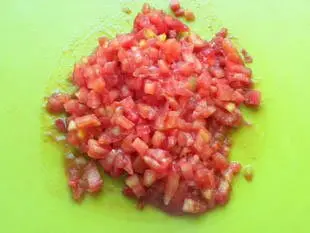 Sauce à la tomate pimentée : Étape 1