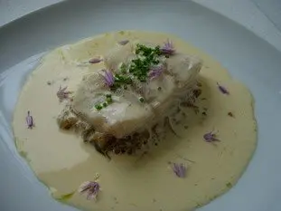 Pavé de poisson à la vapeur de romarin