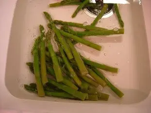 Saint-Jacques aux pointes d'asperges vertes et parmesan : Étape 2