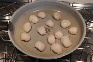 Noix de Saint-Jacques à l'oseille et au Noilly : Étape 4