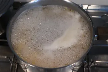 Spaghetti crémeuses aux coques et persil : Étape 3